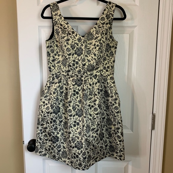 Jack by BB Dakota Sparkling Champagne Floral Cocktail Dress, size 8 - Picture 9 of 9